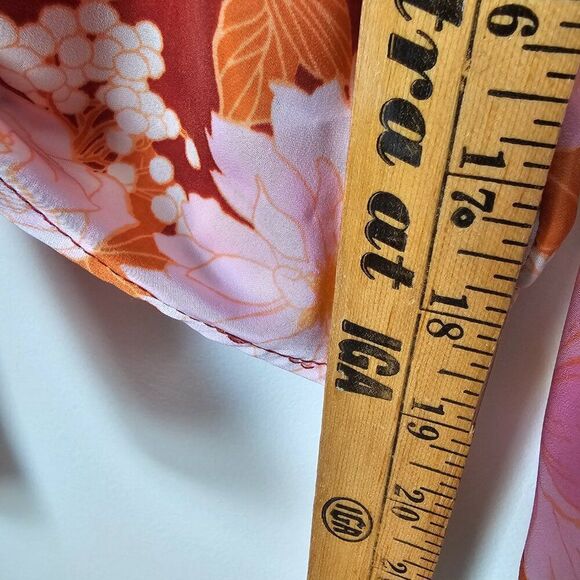 EUC LIKE NEW LUSH PINK / BROWN FLORAL V NECK BATWING SLEEVES TOP SIZE L - Picture 13 of 13